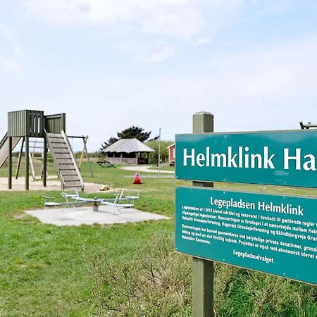 4 Star In Ulfborg Hébergement de vacances Fjand Gårde